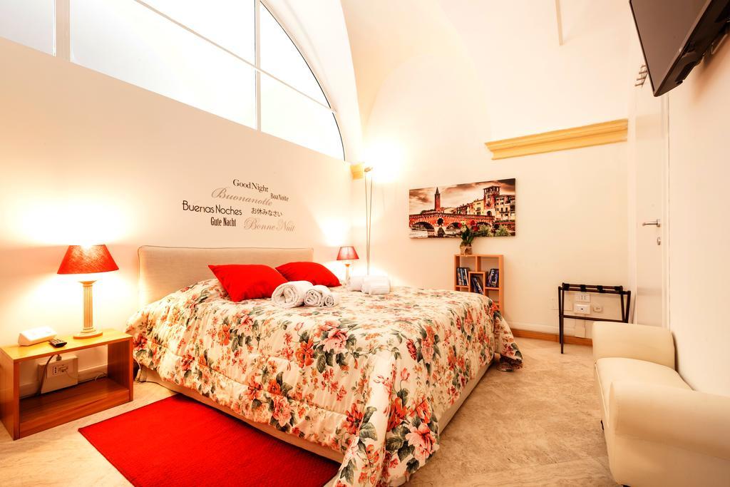 B&B Al 19 Verona Exterior photo